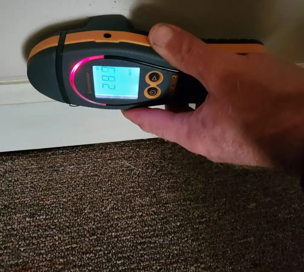 Moisture detection at baseboard during Mold Inspection & Testing in North Providence